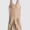 Ropa moldeadora sin costuras