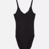 Ropa moldeadora sin costuras con cuello redondo