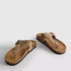 Sandalias con barra en T y tachuelas