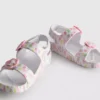 Sandalias con correa de doble hebilla estampadas
