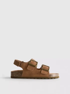 Sandalias con correas de doble hebilla