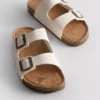 Sandalias con correas de doble hebilla