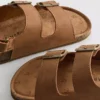 Sandalias con correas de doble hebilla