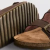Sandalias con correas de doble hebilla
