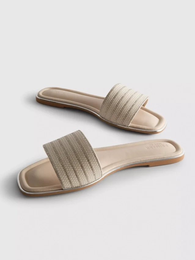 Sandalias con cuentas de strass