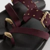 Sandalias con plantilla con tachuelas de Paula Echevarría
