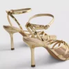 Sandalias con tacón anudado de Paula Echevarría