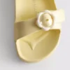 Sandalias con tiras florales