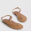 Sandalias de dedo con adornos