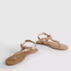 Sandalias de dedo con adornos