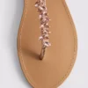 Sandalias de dedo con adornos