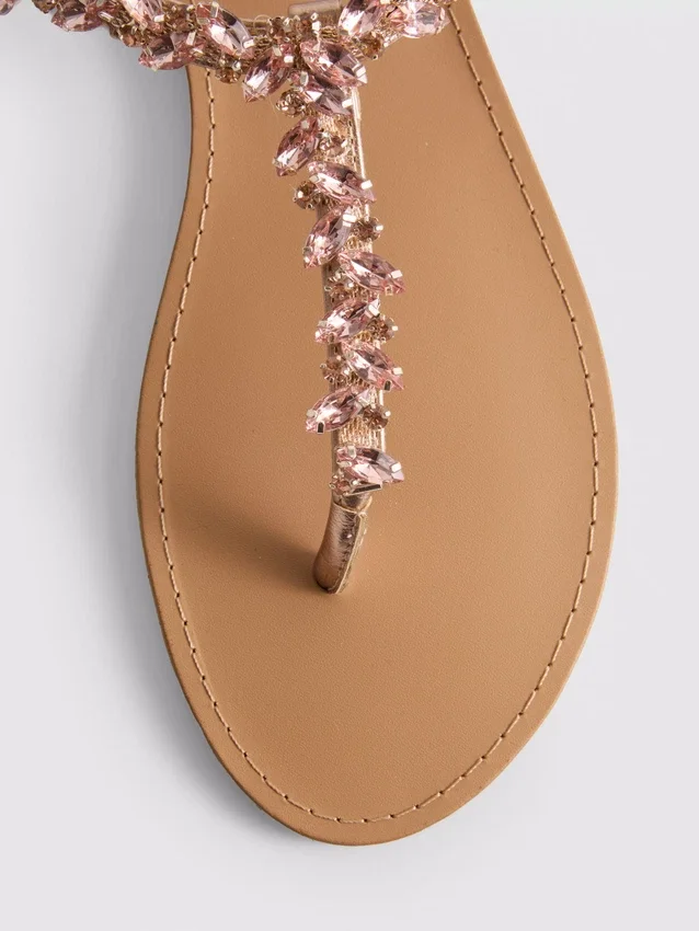 Sandalias de dedo con adornos