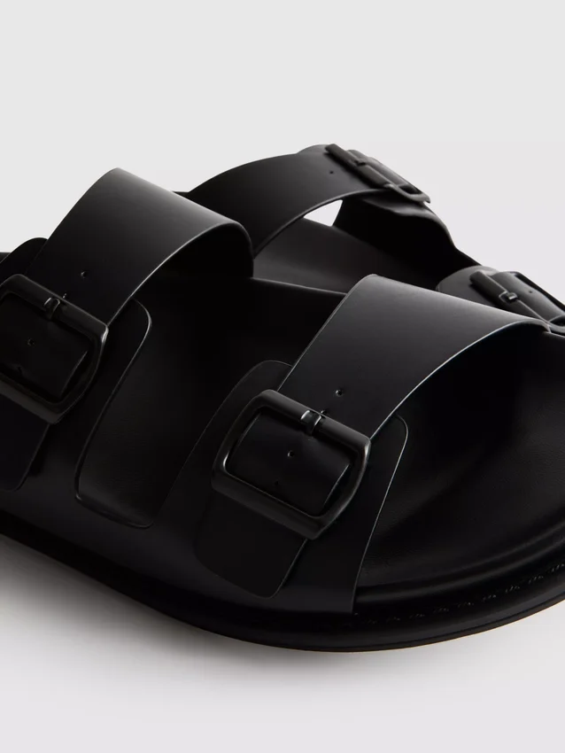 Sandalias de dos tiras