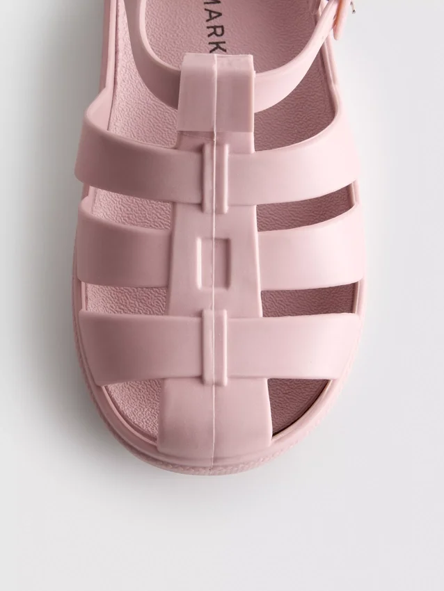 Sandalias de gelatina con diseño de rejilla