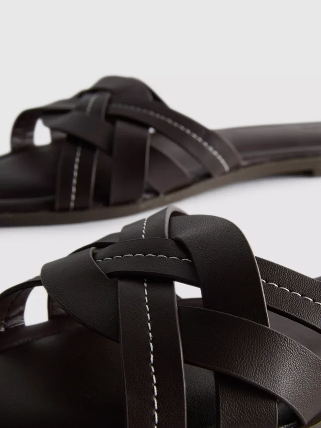 Sandalias de imitación de cuero trenzado