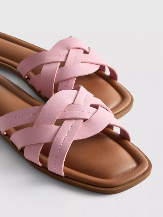 Sandalias de imitación de cuero trenzado