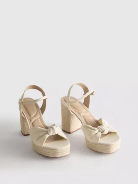 Sandalias de plataforma con detalle de nudo