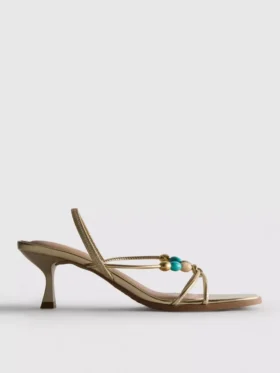 Sandalias de tacón bajo con cuentas