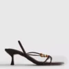 Sandalias de tacón bajo con cuentas