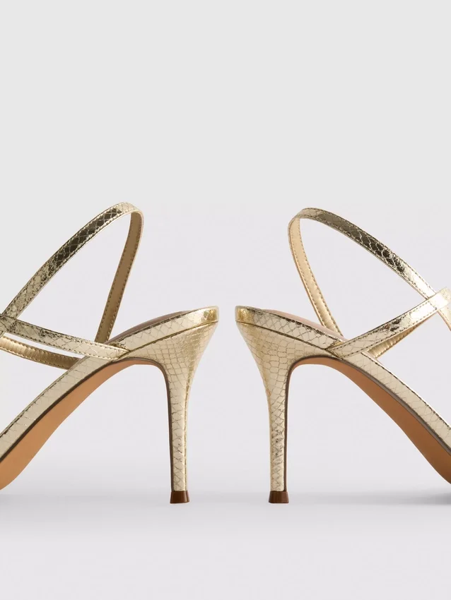 Sandalias de tacón casi imperceptible
