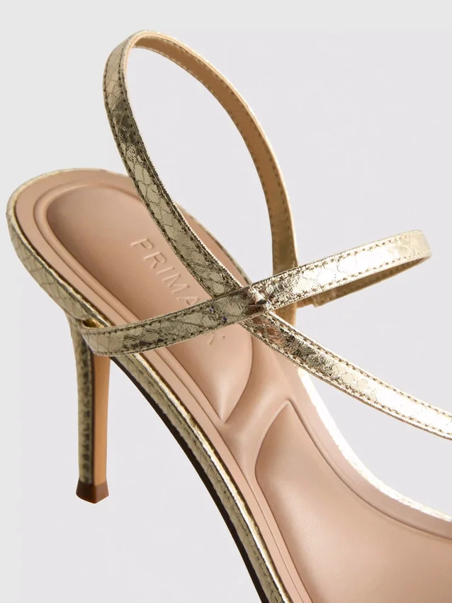 Sandalias de tacón casi imperceptible