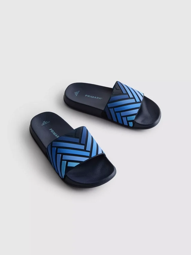 Sandalias de tiras a rayas