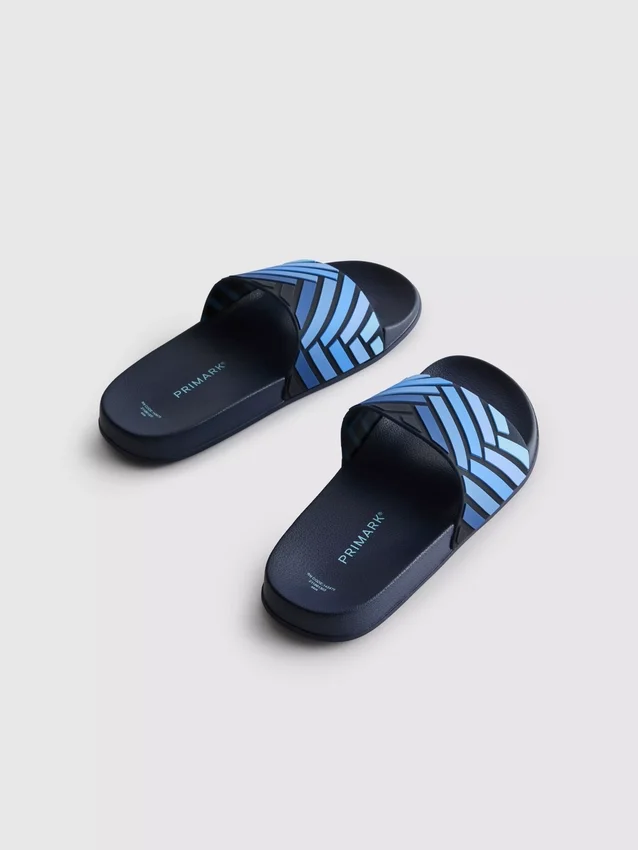 Sandalias de tiras a rayas