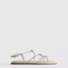 Sandalias de tiras con cuentas