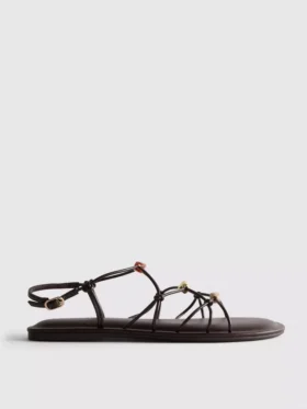 Sandalias de tiras con cuentas