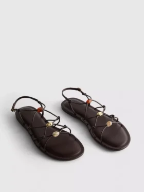 Sandalias de tiras con cuentas