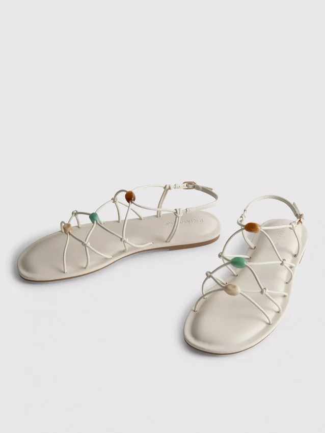Sandalias de tiras con cuentas