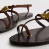 Sandalias de tiras con estrellas de mar de Paula Echevarría