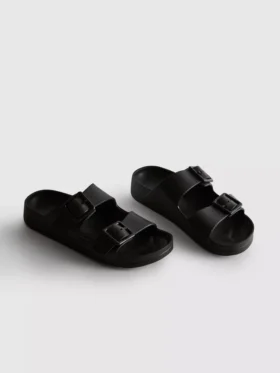 Sandalias de tiras gruesas con doble hebilla