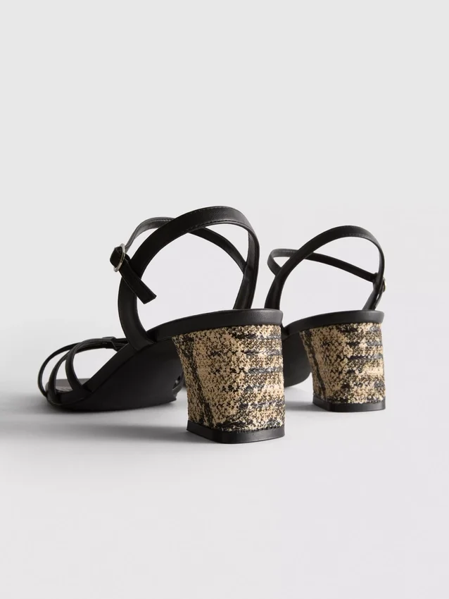 Sandalias de tiras trenzadas con tacón grueso