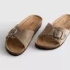 Sandalias de una sola correa con tachuelas