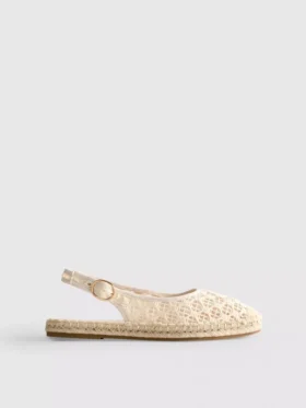 Sandalias tipo alpargatas con talón abierto