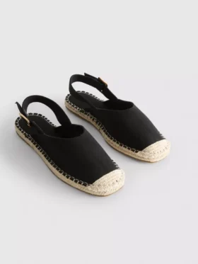 Sandalias tipo alpargatas con talón abierto