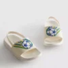 Sandalias tipo chanclas de fútbol