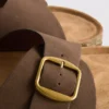 Sandalias tipo mules con correa y hebilla