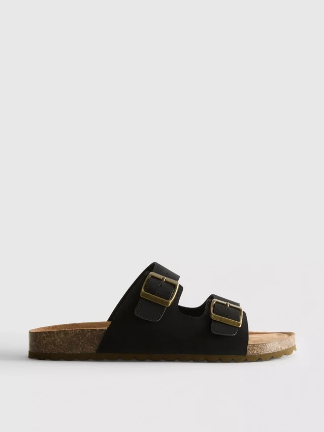 Sandalias tipo mules con doble correa con hebilla