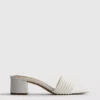 Sandalias tipo mules con tacón grueso y perlas de imitación