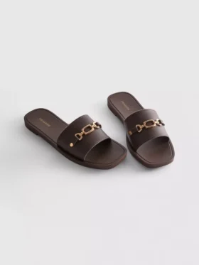 Sandalias tipo «snaffle» de imitación de cuero