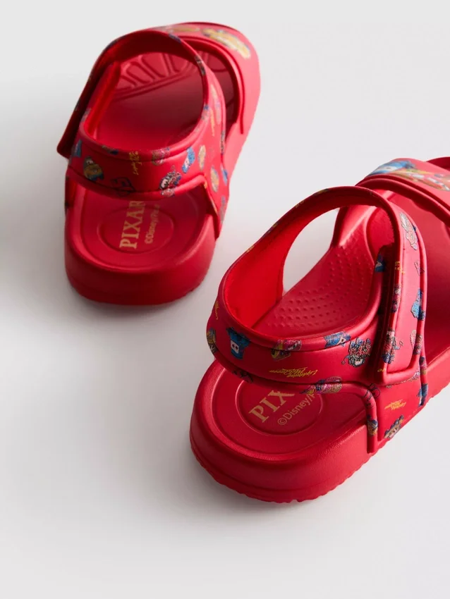 Sandalias Trekker de Cars de Disney Pixar