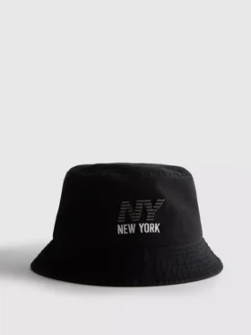 Sombrero de pescador con el logotipo de Nueva York