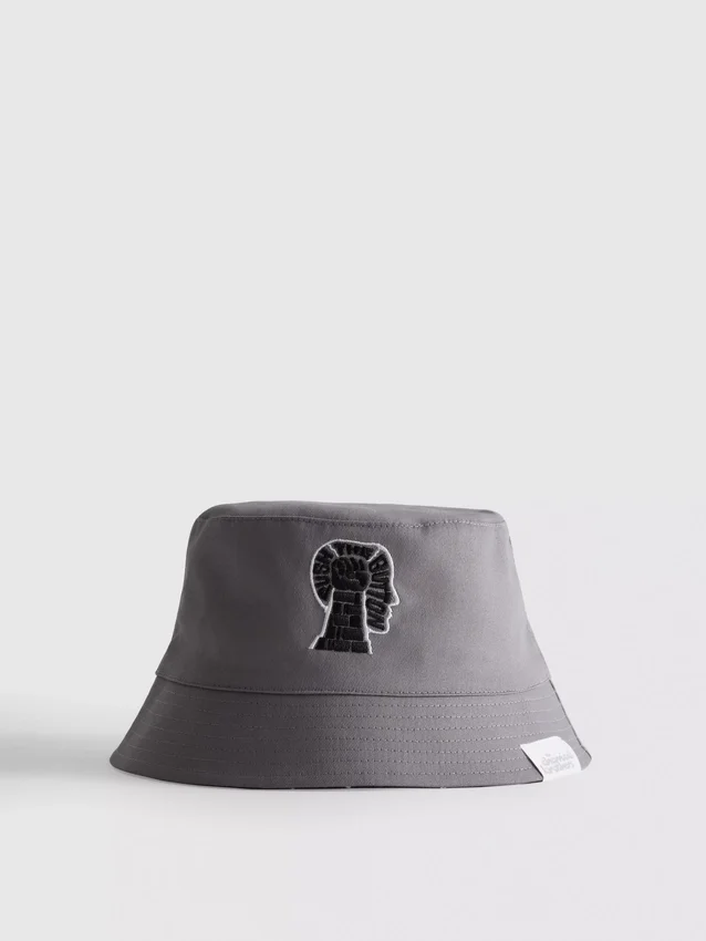 Sombrero de pescador reversible de Chemical Brothers