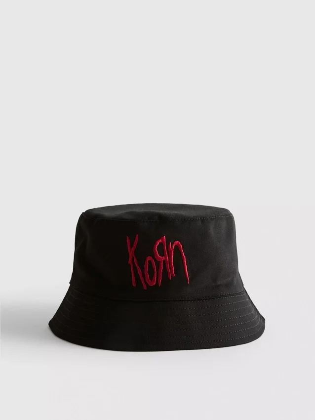 Sombrero de pescador reversible de Korn