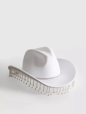 Sombrero de vaquero con flecos