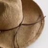 Sombrero de vaquero de paja con ribete