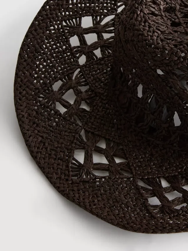 Sombrero de vaquero tejido