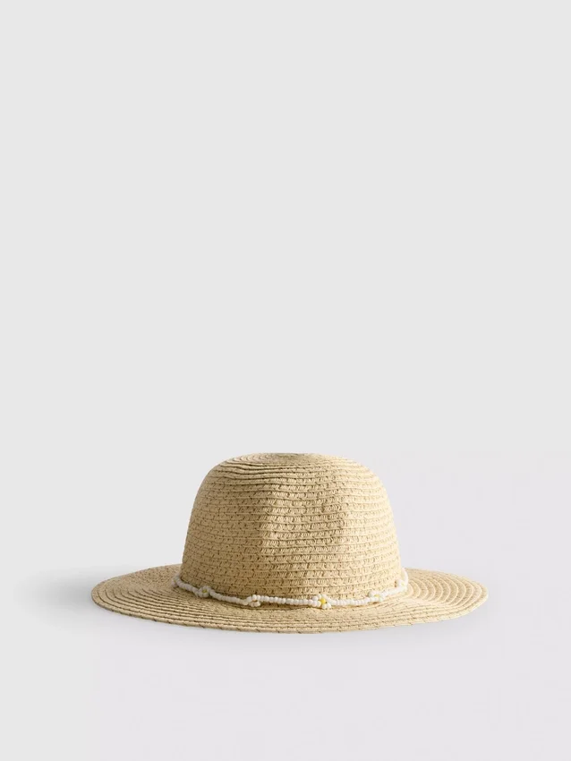 Sombrero tejido con cuentas